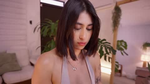 ELLA OWEN online show from June 18, 3:49 pm