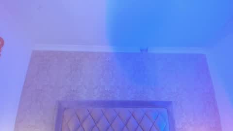 Ellaa Muller online show from December 19, 9:06 pm