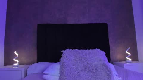 Ellaa Muller online show from February 1, 7:57 am