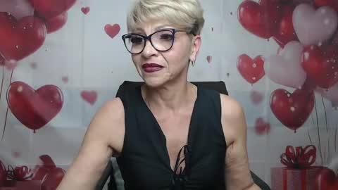 Snapshot of ellabonito chatting on April 19, 8:46 am EllaBonito online show from April 19, 8:46 am