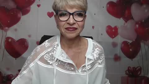 Snapshot of ellabonito chatting on May 12, 6:10 am EllaBonito online show from May 12, 6:10 am