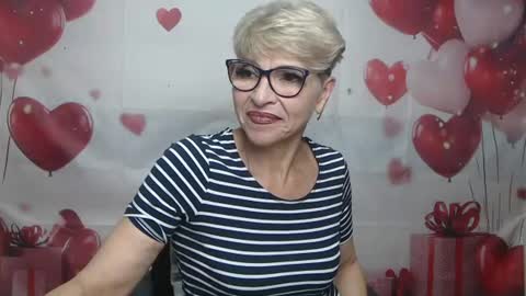Snapshot of ellabonito chatting on July 11, 7:00 am EllaBonito online show from July 11, 7:00 am