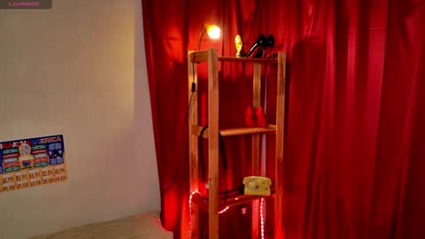 ellacanny online show from July 19, 5:44 am