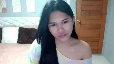 EllaFord online show from May 10, 10:48 pm