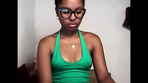 ellah245 online show from April 19, 10:14 am