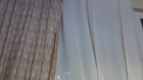 Snapshot of ellajohnsonx chatting on December 10, 6:17 pm ellajohnsonx online show from December 10, 6:17 pm