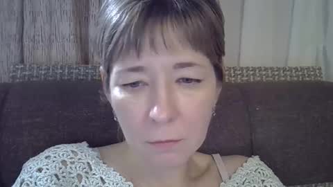 Snapshot of ellajohnsonx chatting on February 16, 6:43 pm ellajohnsonx online show from February 16, 6:43 pm