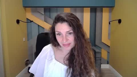 Snapshot of ellalongs chatting on December 21, 12:49 pm EllaLongs online show from December 21, 12:49 pm