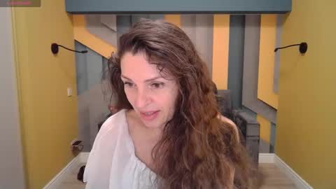 Snapshot of ellalongs chatting on January 22, 12:27 pm EllaLongs online show from January 22, 12:27 pm