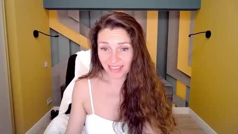 Snapshot of ellalongs chatting on February 13, 6:38 pm EllaLongs online show from February 13, 6:38 pm