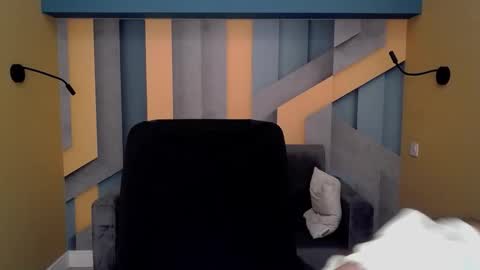 Snapshot of ellalongs chatting on September 9, 11:21 am EllaLongs online show from September 9, 11:21 am