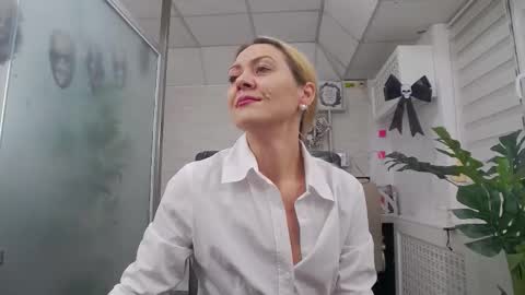            online show from October 24, 2:35 pm