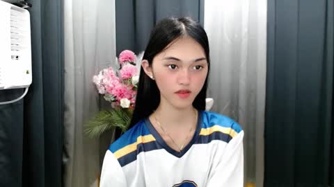 Snapshot of ellamiller69 chatting on April 26, 1:42 pm ELLA online show from April 26, 1:42 pm