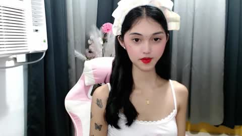 Snapshot of ellamiller69 chatting on May 8, 2:33 pm ELLA online show from May 8, 2:33 pm