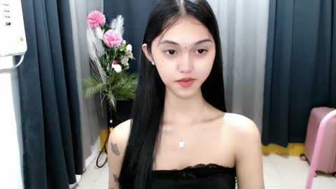 Snapshot of ellamiller69 chatting on May 21, 3:30 pm ELLA online show from May 21, 3:30 pm