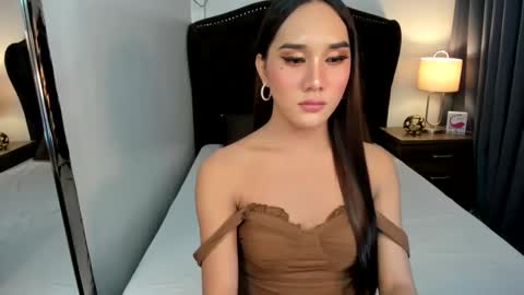 Sophia online show from December 10, 6:28 pm