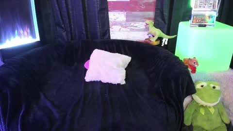 ELLE online show from September 13, 9:14 pm