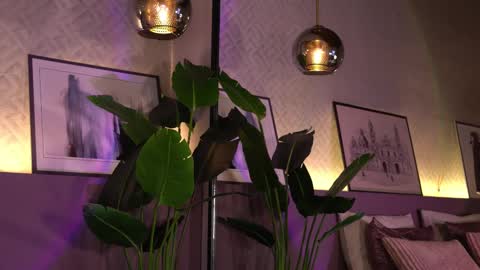 Elle Diane online show from March 7, 12:26 am