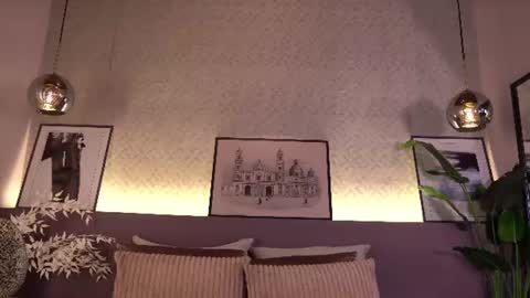 Snapshot of ellediane chatting on July 13, 10:12 pm Elle Diane online show from July 13, 10:12 pm