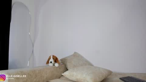 Yiss online show from January 15, 5:29 am