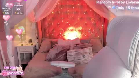  Ellie Jhonson  online show from March 6, 5:43 pm