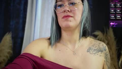 Ellie Ramos online show from November 6, 1:45 pm