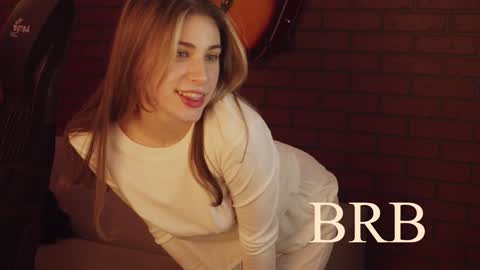 elliecutes online show from January 7, 8:45 am