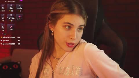 elliecutes online show from January 31, 4:17 pm