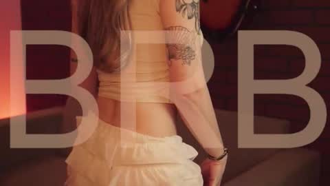 elliecutes online show from October 14, 5:08 am