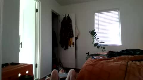 Snapshot of ellierowyn chatting on December 13, 8:58 pm Ellie Rowyn online show from December 13, 8:58 pm