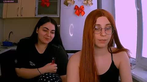 Ellie online show from February 5, 9:15 am