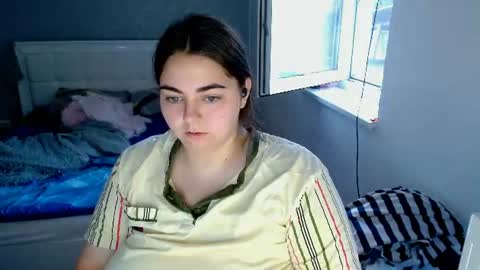 Ellie online show from July 19, 3:21 am