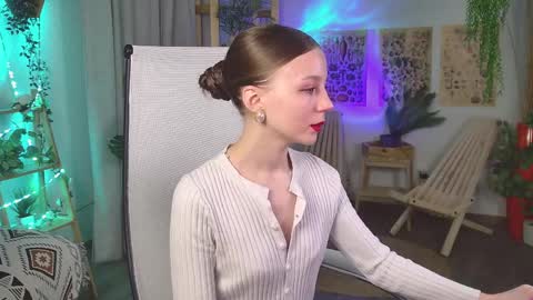 Elli online show from April 12, 6:07 am