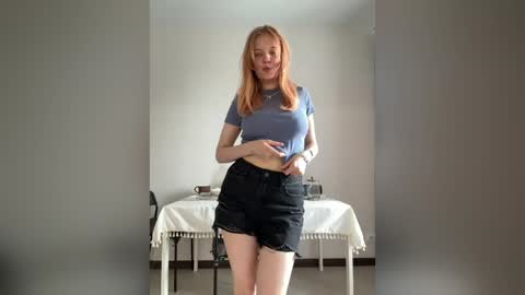 Elly online show from July 22, 10:29 am