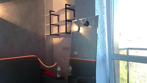 Snapshot of elliot_muscle04 chatting on September 24, 6:28 am elliot_muscle04 online show from September 24, 6:28 am