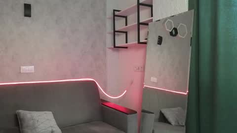 Snapshot of elliot_muscle04 chatting on October 12, 11:42 am elliot_muscle04 online show from October 12, 11:42 am