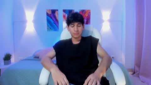 Elliot online show from January 9, 11:39 pm