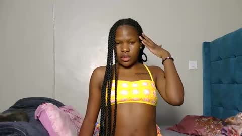 elllanna online show from March 24, 11:26 am