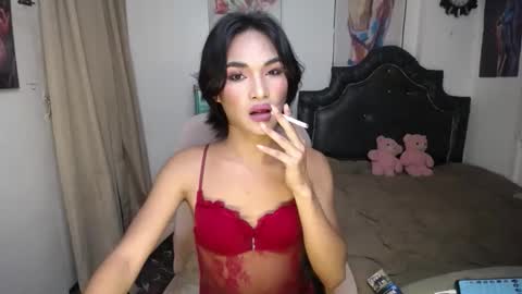 Snapshot of ellorrey chatting on October 13, 2:33 am ELLORREY online show from October 13, 2:33 am