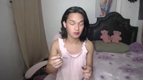 ELLORREY online show from March 29, 8:03 am