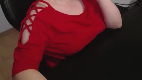 Elly online show from February 26, 7:24 pm