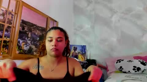 ellybloom online show from April 12, 1:38 pm