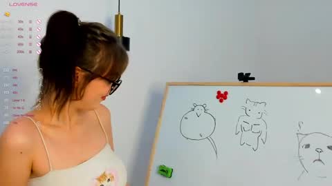 Elly online show from December 1, 5:13 pm