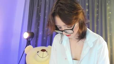 Elly online show from January 1, 8:26 pm