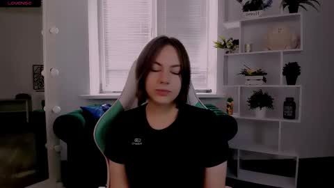 elma_lily online show from October 22, 6:57 am