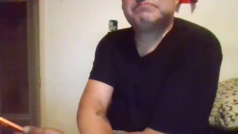 Snapshot of elmario24 chatting on September 25, 7:01 am elmario24 online show from September 25, 7:01 am