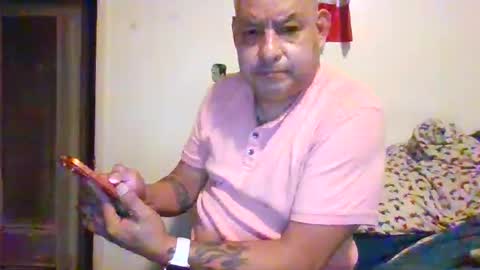 Snapshot of elmario24 chatting on September 29, 12:21 pm elmario24 online show from September 29, 12:21 pm