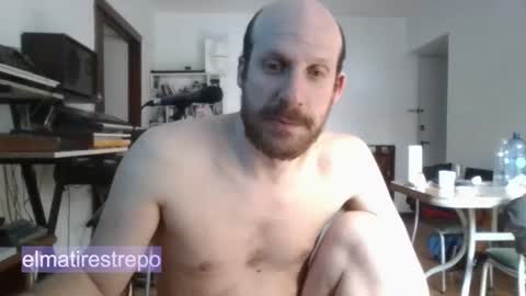 Snapshot of elmatirestrepo chatting on November 1, 9:28 pm Mati Restrepo online show from November 1, 9:28 pm