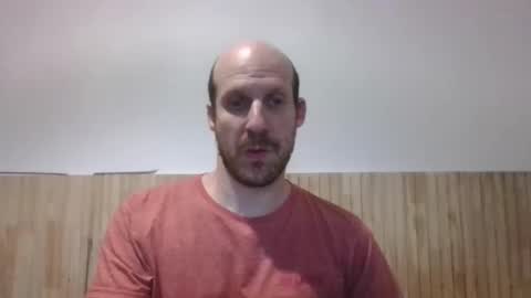 Snapshot of elmatirestrepo chatting on March 25, 10:05 pm Mati Restrepo online show from March 25, 10:05 pm