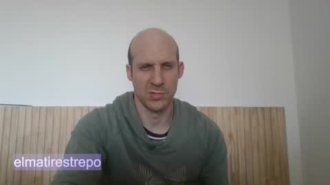 Snapshot of elmatirestrepo chatting on May 19, 6:47 pm Mati Restrepo online show from May 19, 6:47 pm